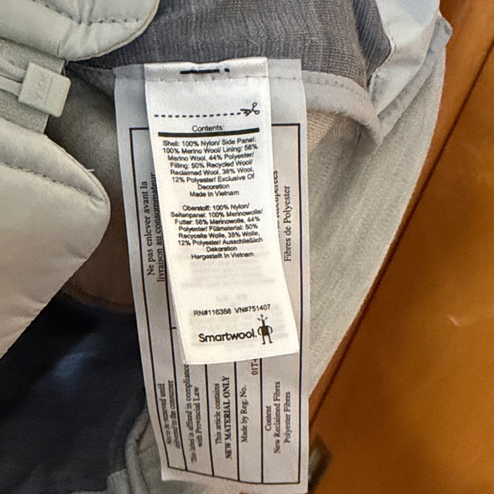 Smartwool women’s Gray Hooded Vest size xl - Picture 5 of 5